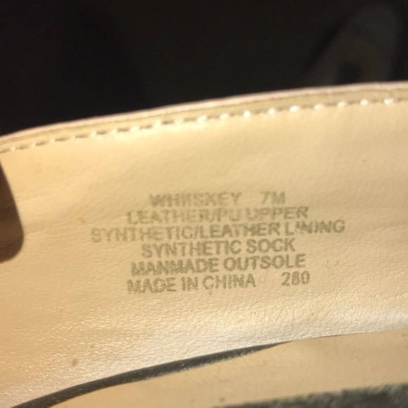 Steve Madden Matte Black Heels - Picture 5 of 5